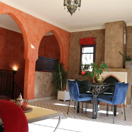 Riyad Beni, 1 Couple Only Au Village Naturiste