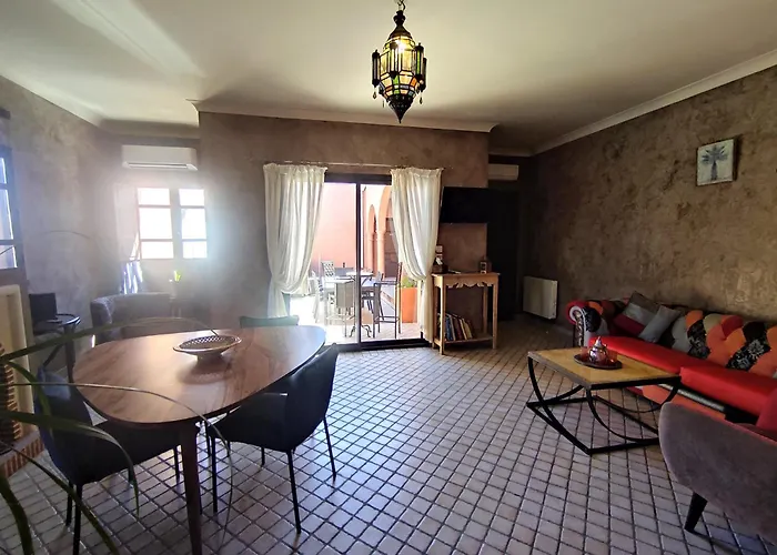 Marockansk riad Beni, 1 Couple Only Au Village Naturiste Agde